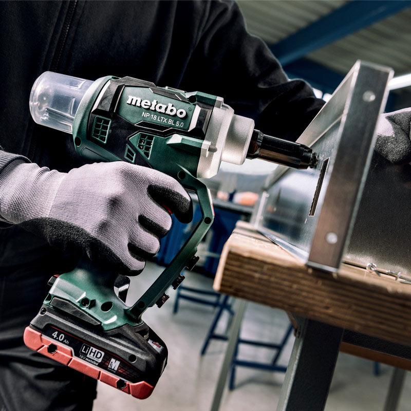 Metabo - Akumulatorski pištolj za pop nitne NP 18 LTX BL 5.0 - 619002500